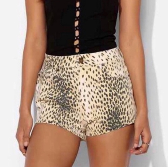 BDG Pants - BDG Cheeky High Rise Dree Shorts